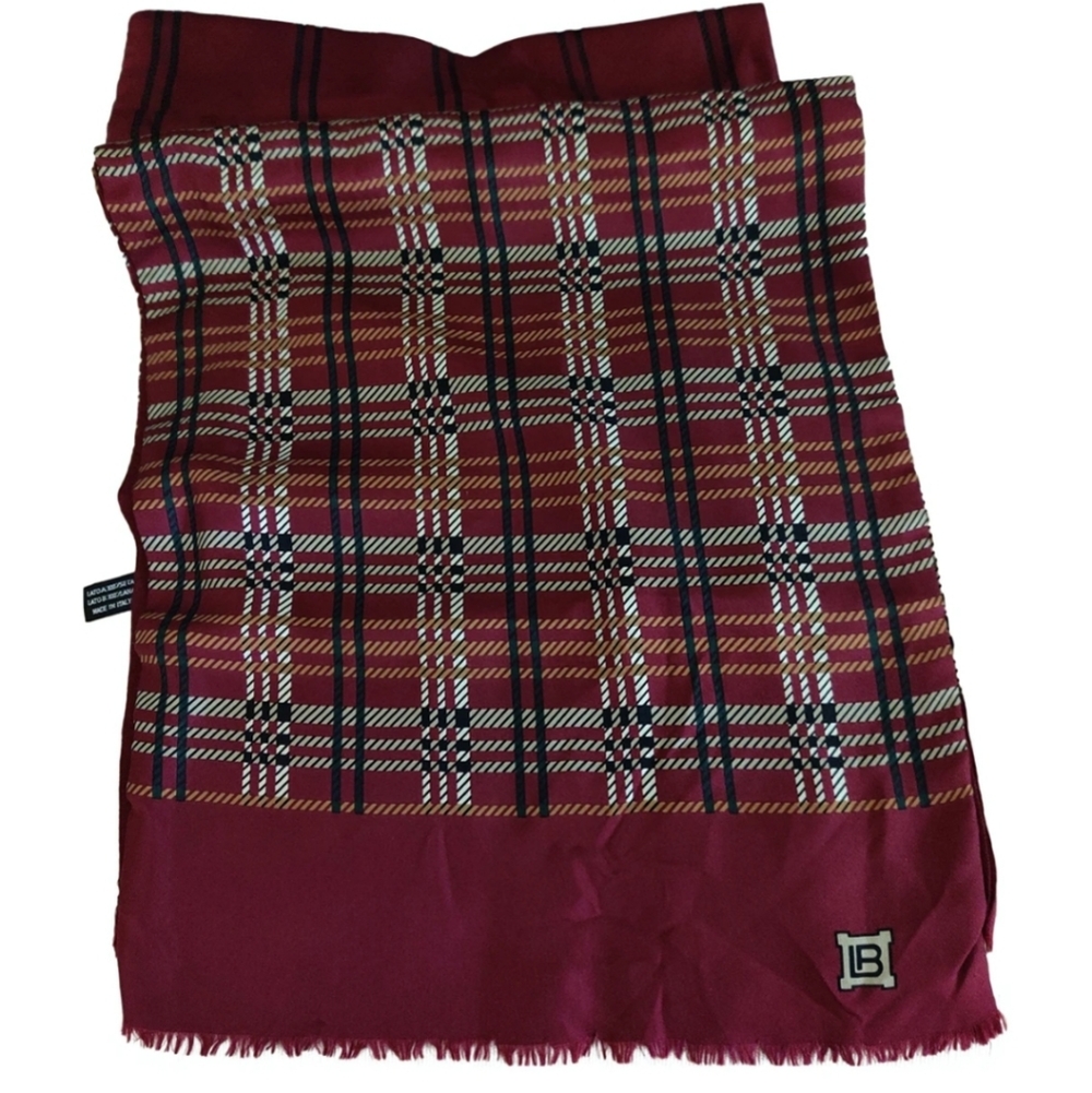 🇨🇦 100% silk & wool Laura Biagotti elegant scarf